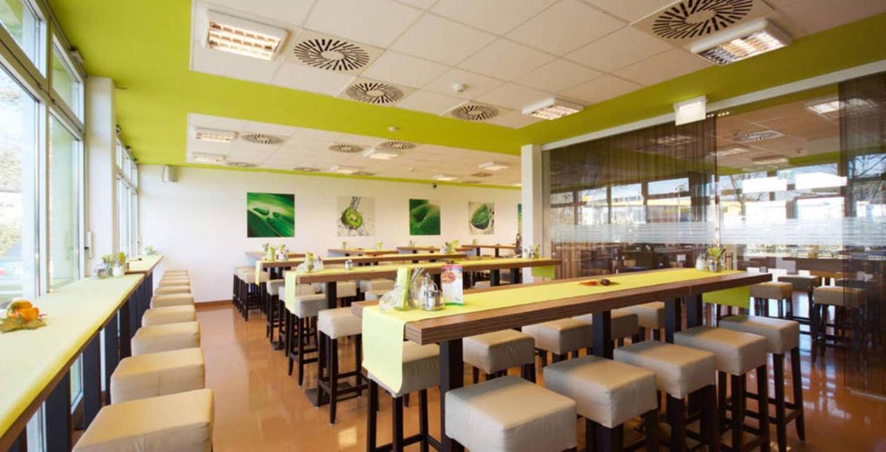 Hotel Greenrooms Graz Bagian luar foto